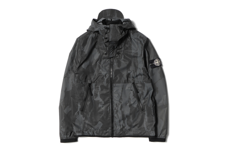 STONE ISLAND FLOWING CAMO REFLEX MAT HOODED JACKET